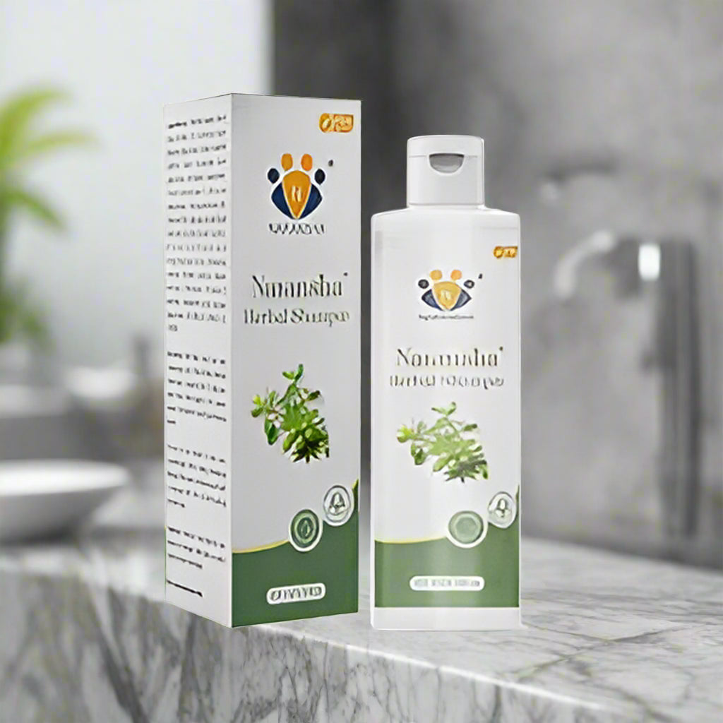 Herbal Hair Strengthening Shampoo with Shikakai & Reetha Extracts (200 ml)